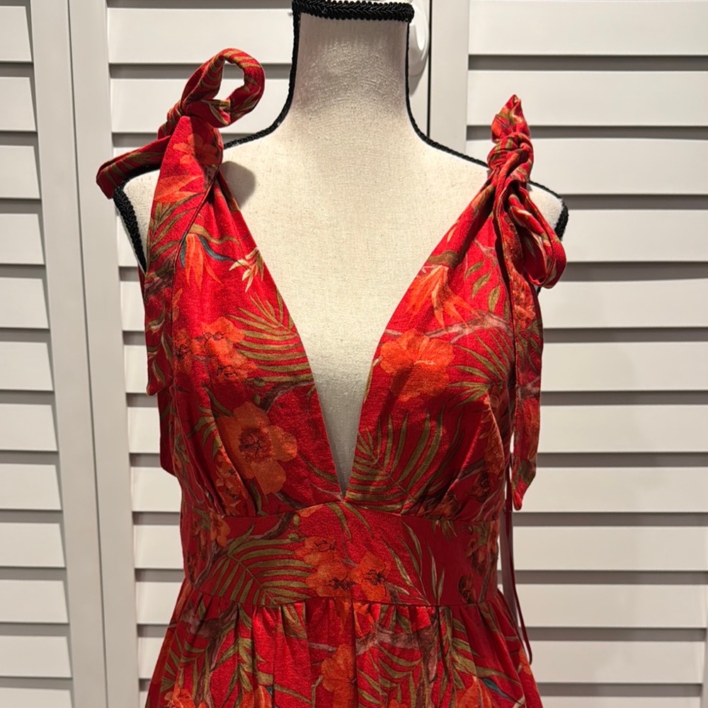 House of Harlow 1960 Colorful Tropical Maxi Sundress in a Rayon/linen blend - Picture 4 of 13